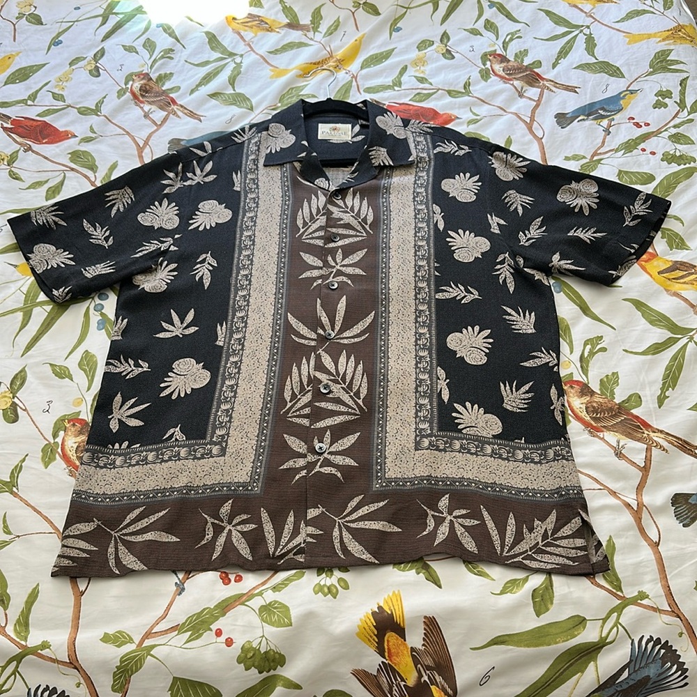Paradise Hawaiian style silk shirt, size M, taupe brown dark gray